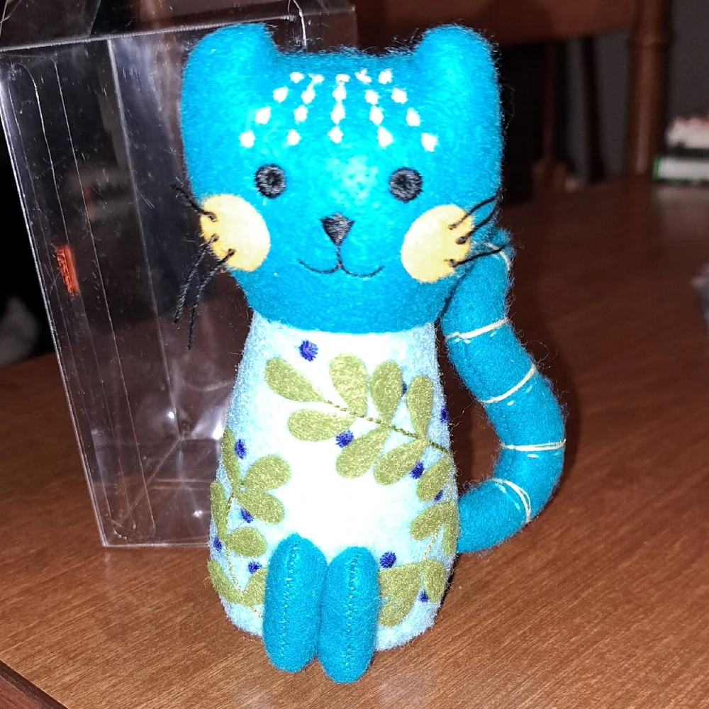 Cat Pin Cushion